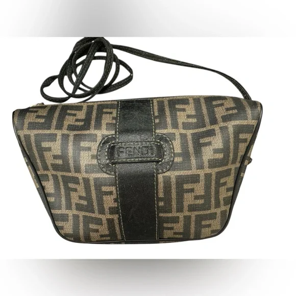FENDI Zucca Monogram Crossbody Clutch Bag Vintage 2001 Collection Excellent Cond - Picture 1 of 11